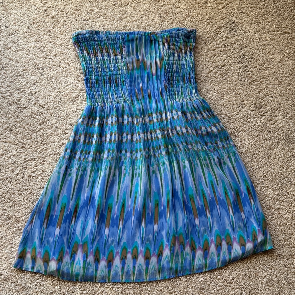 Women’s dress